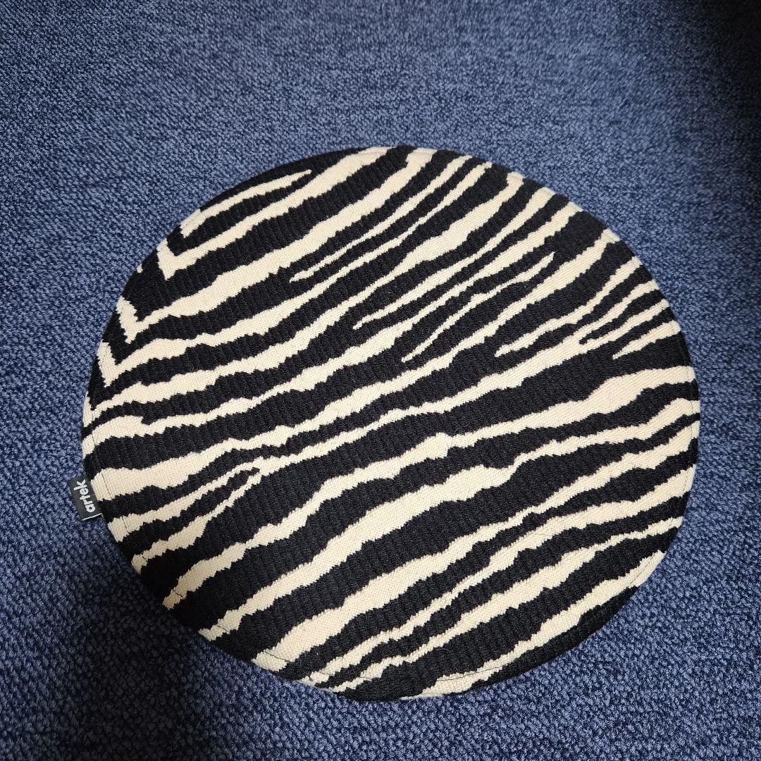 artek ゼブラ シートクッション