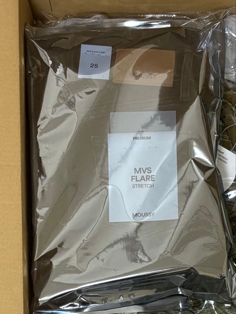 パンツ MVS BLACK FLARE