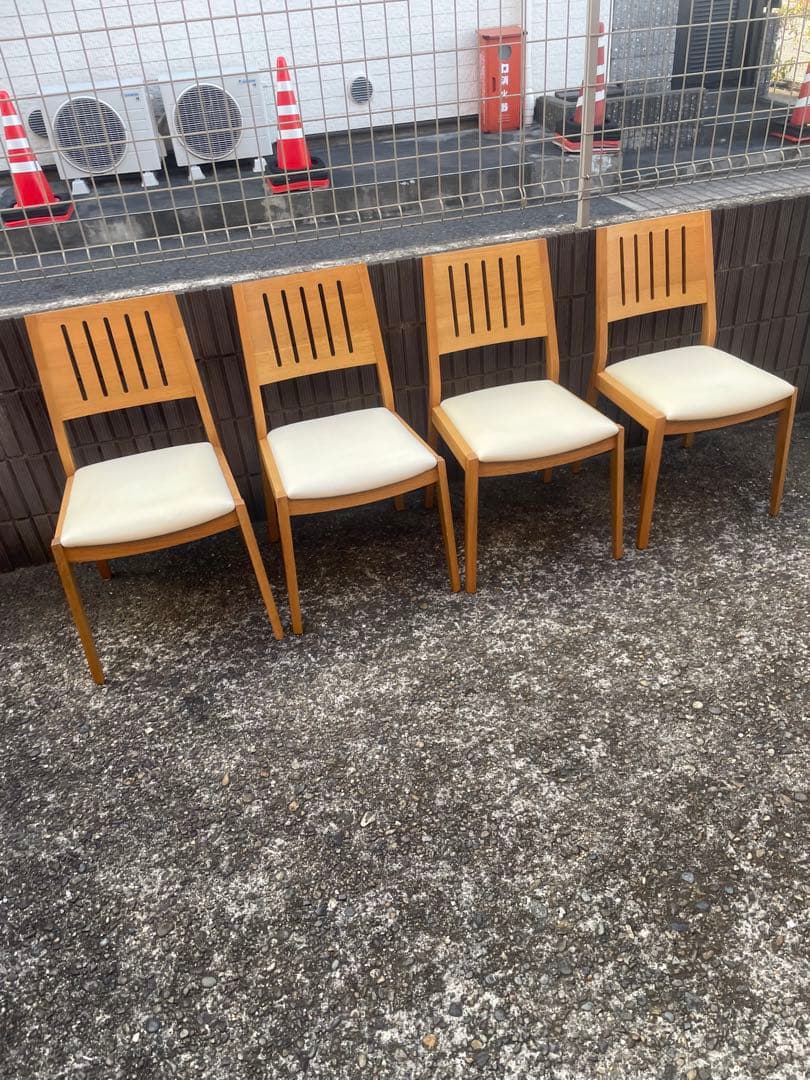【引取限定】大塚家具　シネマ　木製ダイニングチェア 4脚セット　椅子　葛飾区