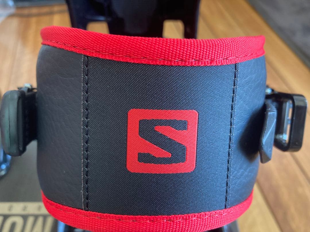 【超美品】スノーボードビィンディング　SALOMON サロモン サイズM