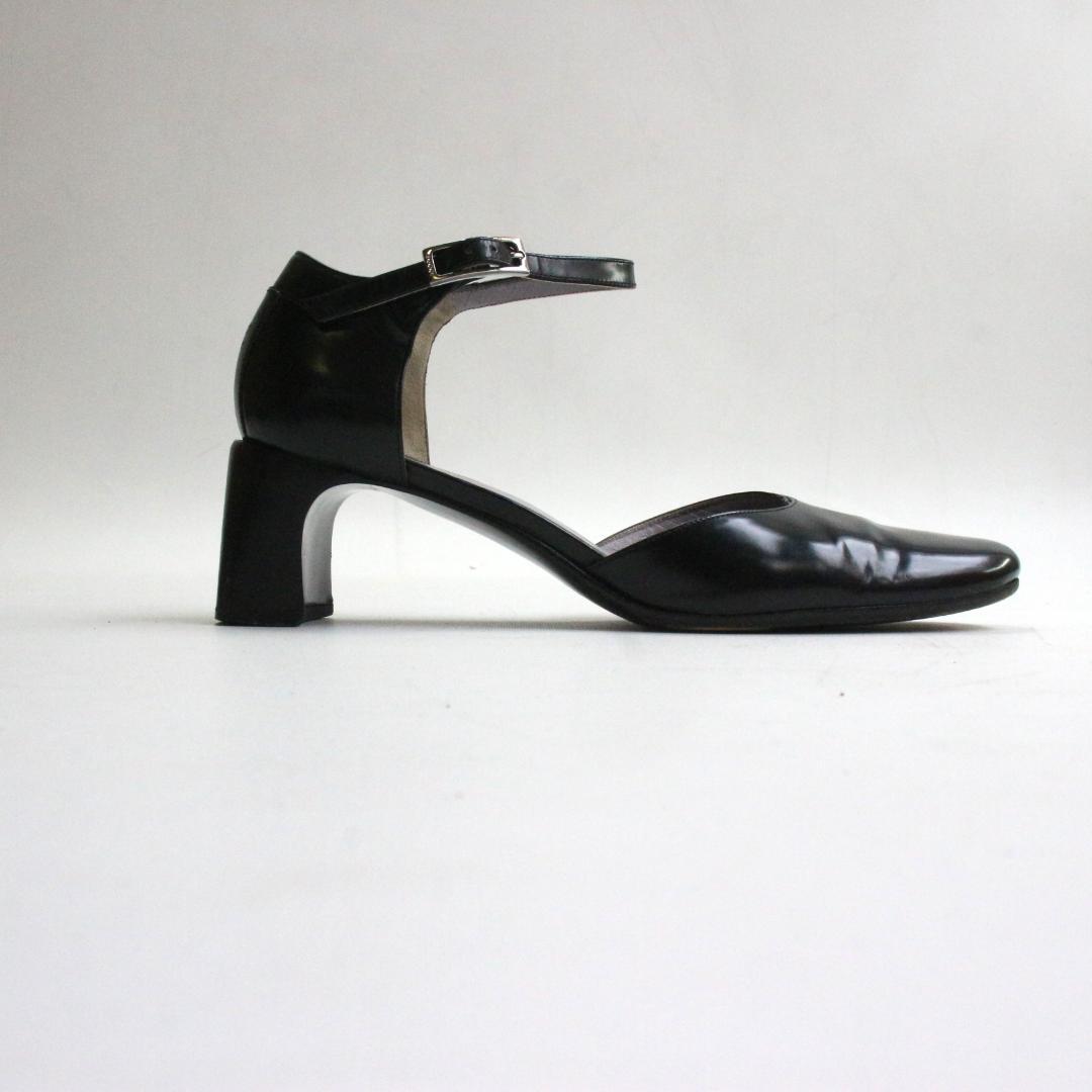 GUCCI ブラック アンクルストラップ パンプス 101 0282