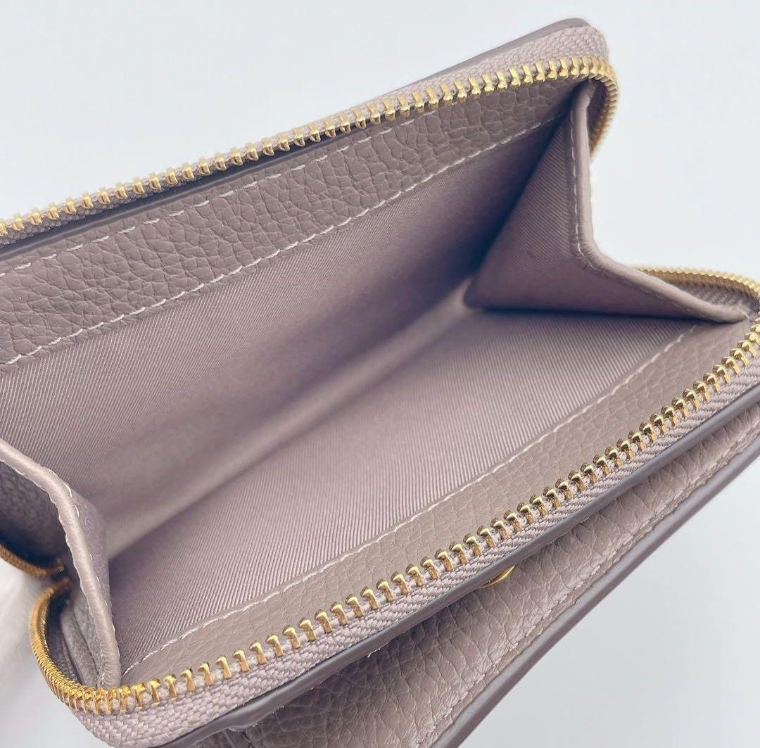 【美品】トリーバーチ 二つ折り財布 グレージュ