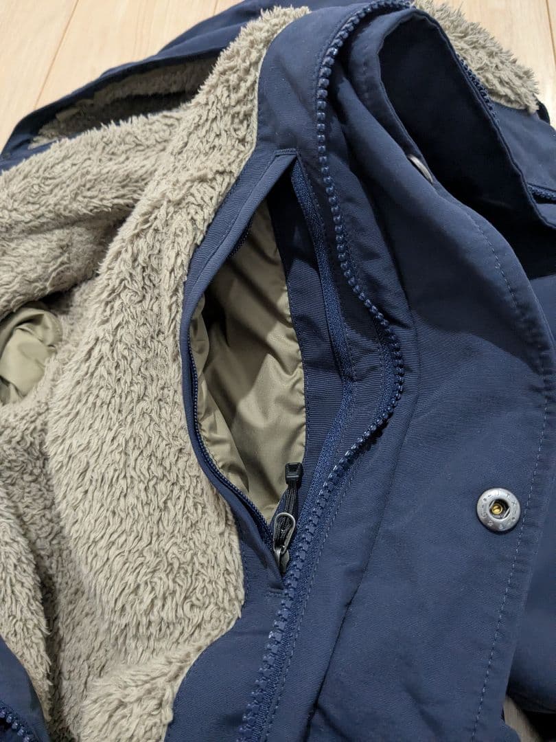 美品 パタゴニア イスマスパーカー サイズМ