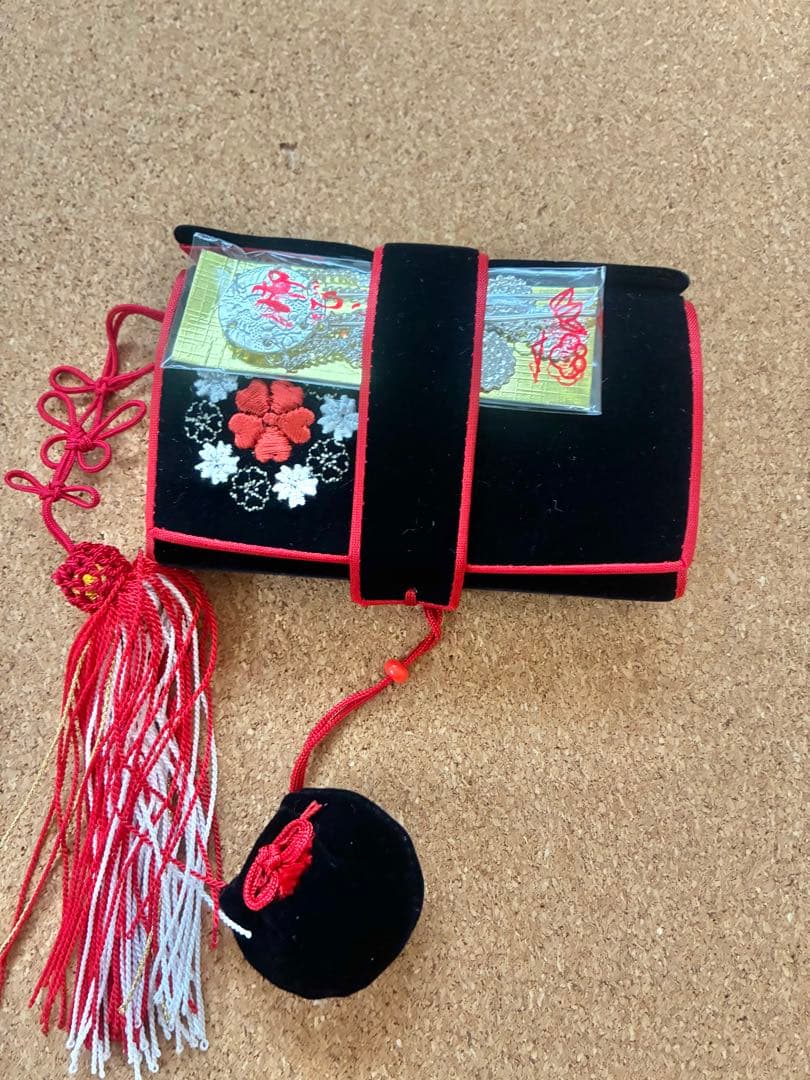 新品未使用　　乙葉、小町キッス　ブランド　七歳七五三 女の子 着物 フルセット