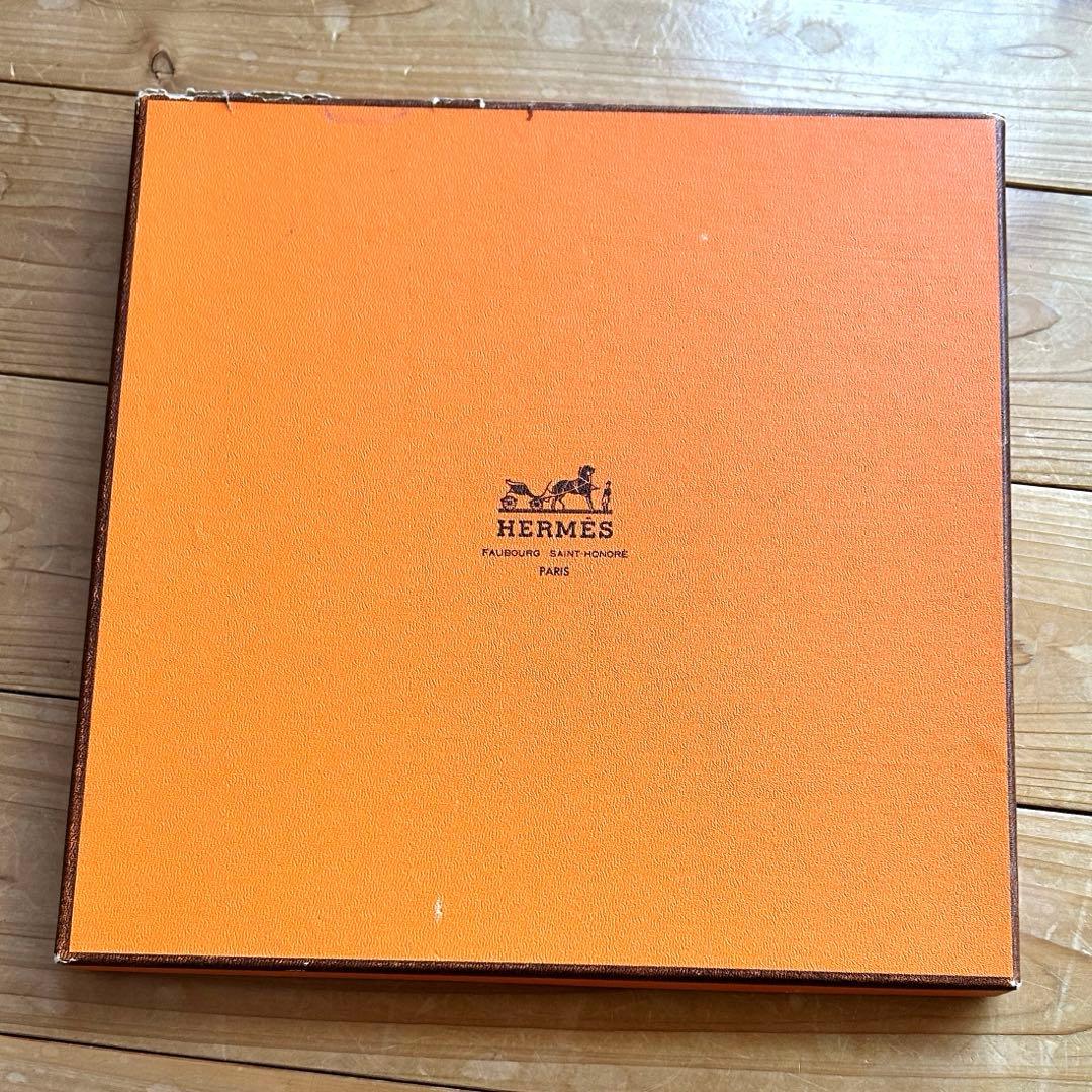 HERMÈS エルメス カレ「BRITISH HERALDRY」シルクスカーフ