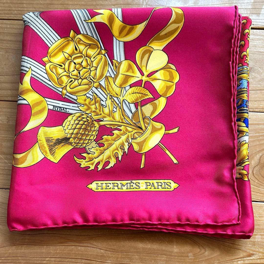 HERMÈS エルメス カレ「BRITISH HERALDRY」シルクスカーフ