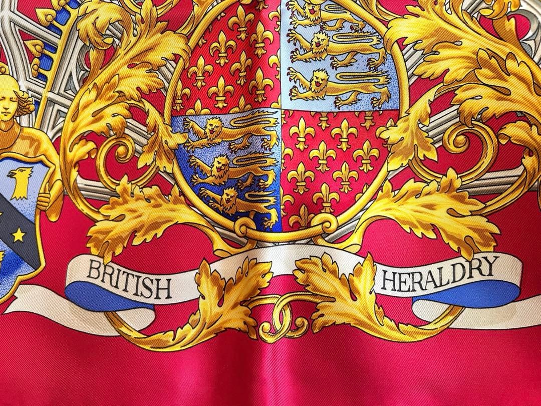 HERMÈS エルメス カレ「BRITISH HERALDRY」シルクスカーフ