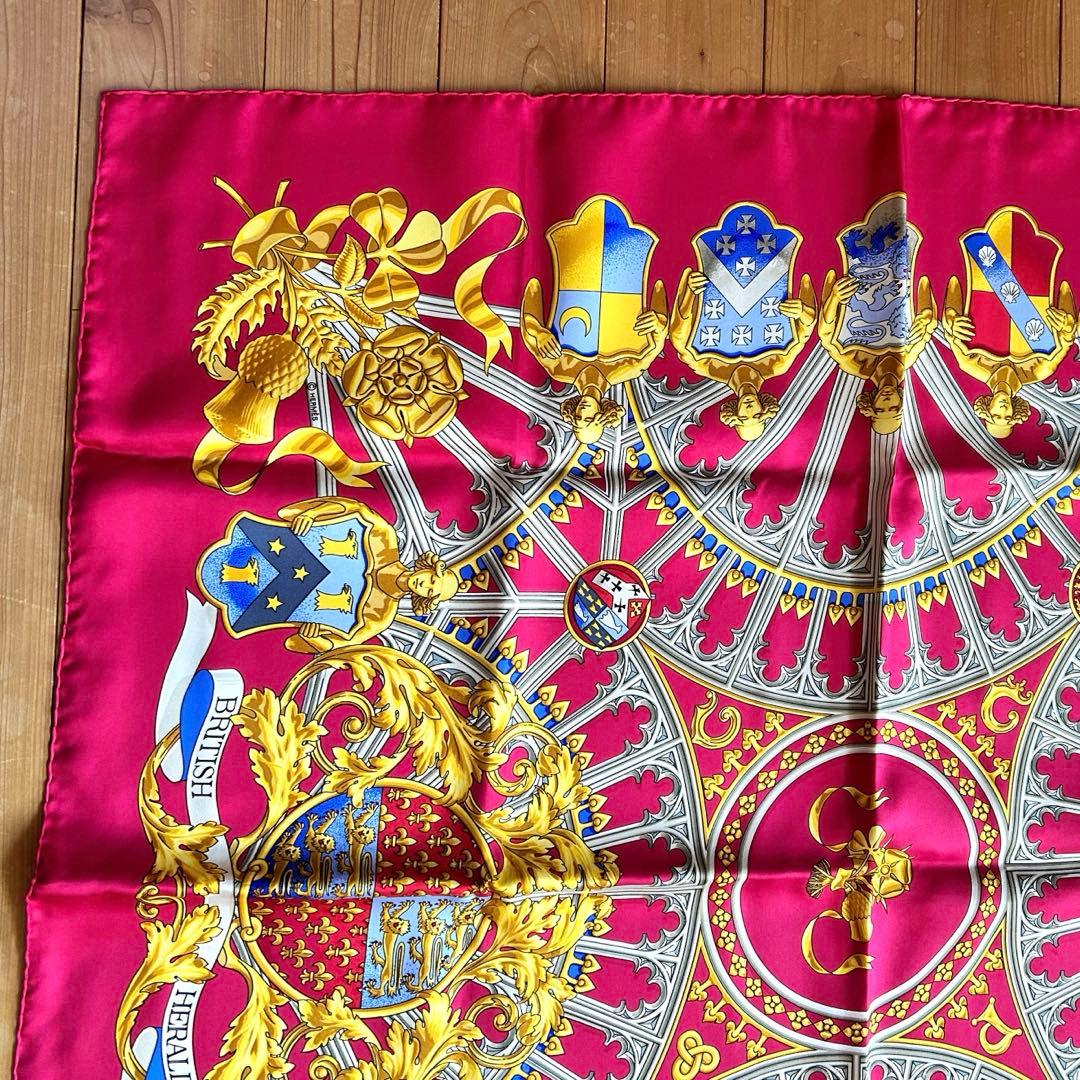 HERMÈS エルメス カレ「BRITISH HERALDRY」シルクスカーフ