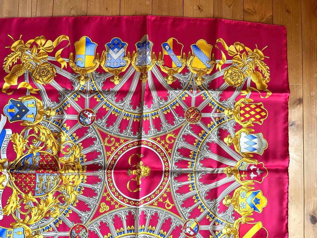 HERMÈS エルメス カレ「BRITISH HERALDRY」シルクスカーフ