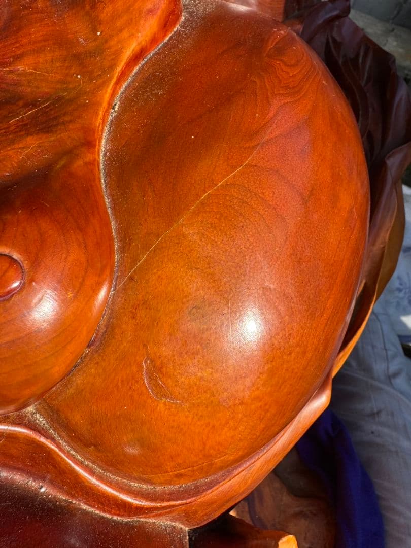 薔薇　木彫り　一刀彫り　布袋　台付き