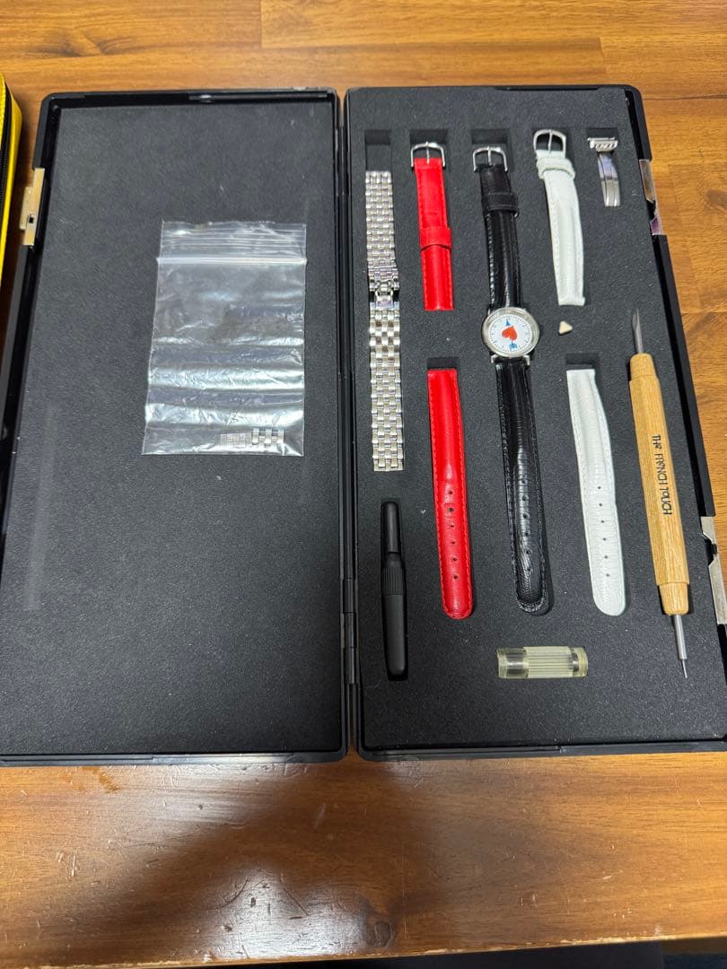 アラン・シルベスタイン ミクロバレンタイン デイト 自動巻き