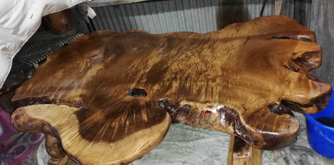 31   希な木目の座卓テーブル