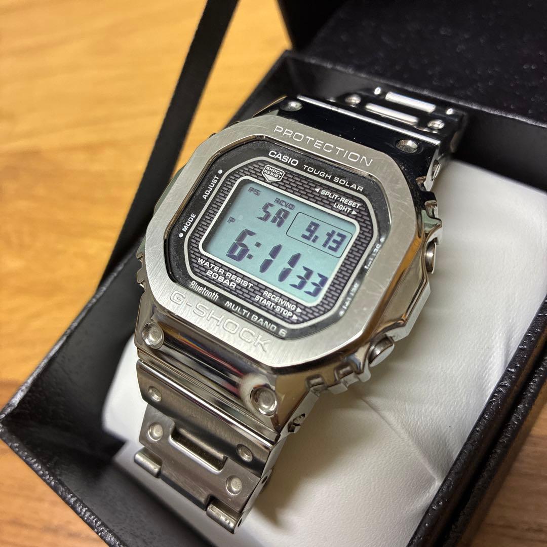 カシオG-SHOCK GMT-B5000D
