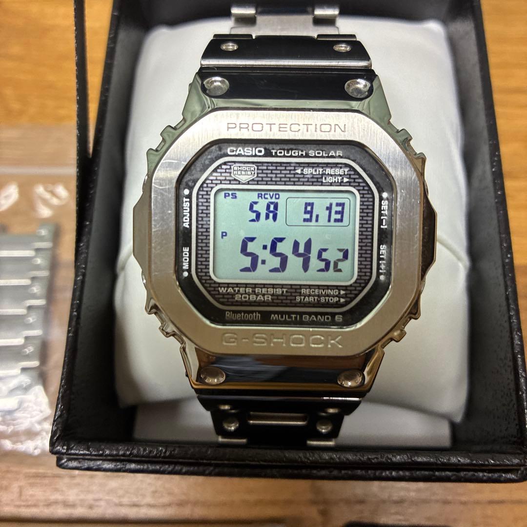 カシオG-SHOCK GMT-B5000D