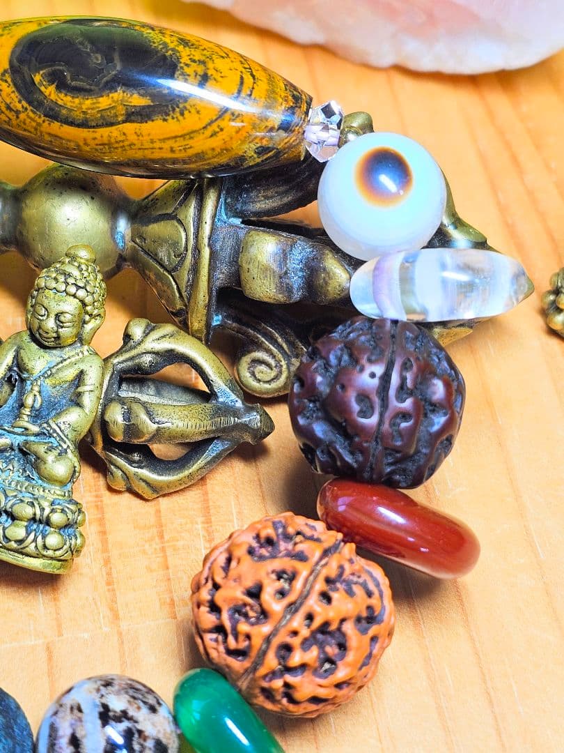 あらゆる邪気や魔を払う‼️九眼頁岩石のブレス