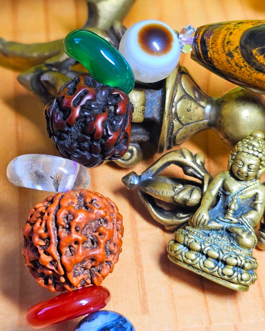 あらゆる邪気や魔を払う‼️九眼頁岩石のブレス