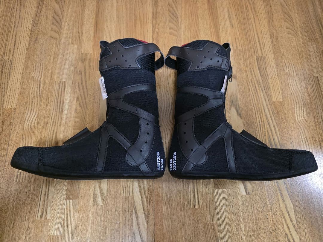 スノーボードブーツ SALOMON　25センチ