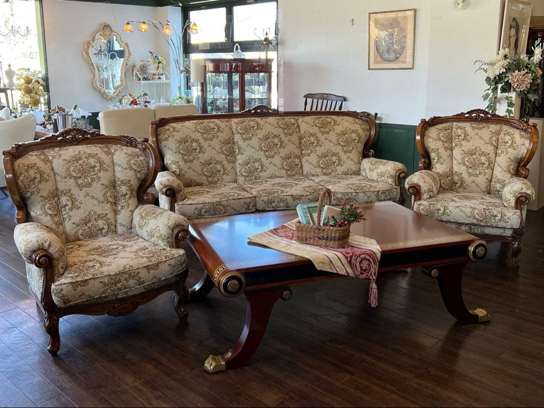 k075 クラシカルなゴブラン織りソファセット 3人掛けソファ・アームチェア2台