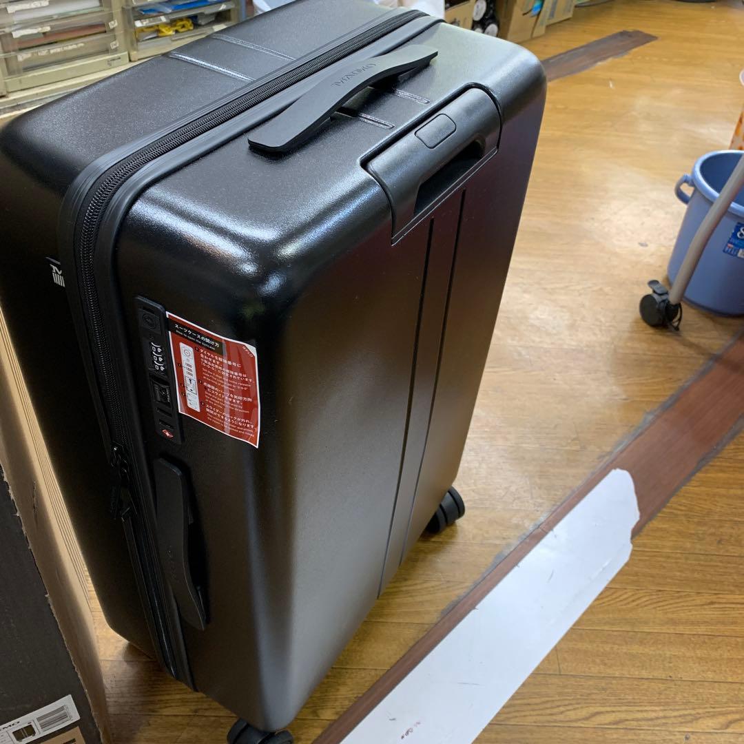 新品未使用品[MALMO] スーツケース Mサイズ 拡張機能 黒
