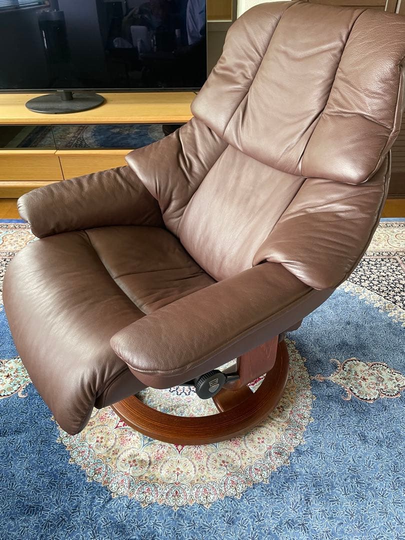 さ*に様 エコーネス　ストレスレスチェア　レノ　ノブレス革　約45万