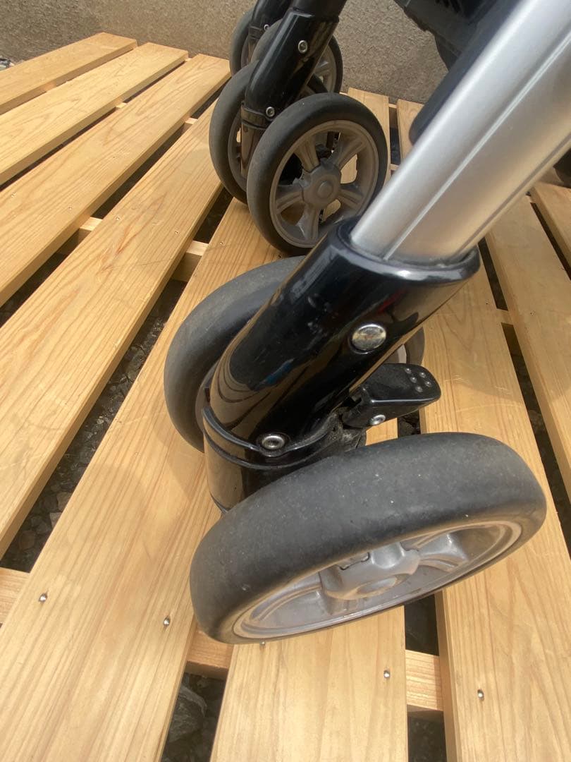 【美品】Combi コンビ ツインスピン GC 2人乗り ベビーカー 双子 兄弟