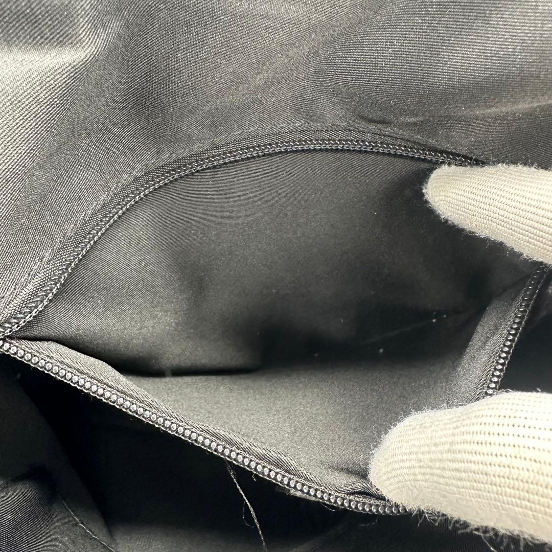 【美品】GUCCI ショルダーバッグ シェリーライン GG キャンバス 黒