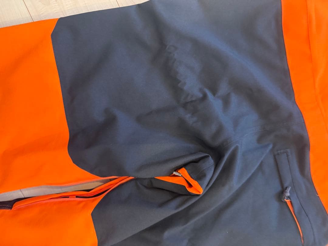 (オーチン様用)24-25 AIRBLASTER BEAST 2L 上下セット