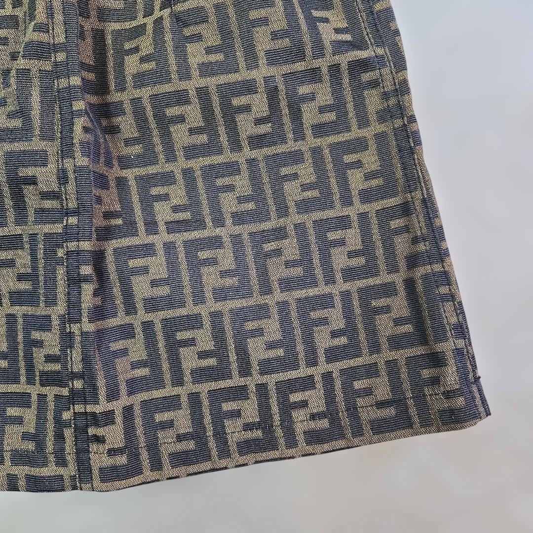 美品　FENDI 　フェンディ ズッカ柄タイトスカート　26インチ