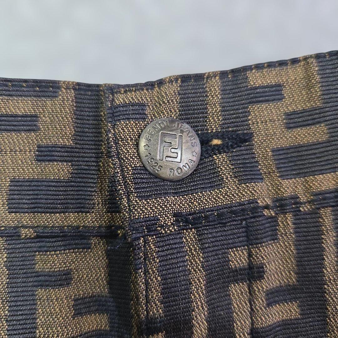 美品　FENDI 　フェンディ ズッカ柄タイトスカート　26インチ