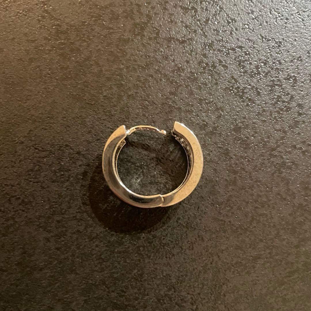 VivienneWestwood シングルフープピアス片耳