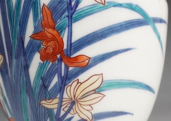 有田焼 今泉今右衛門 錦蘭絵花瓶 共箱 花器