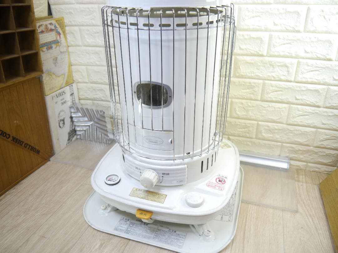 送料無料◆2014年◆コロナ　ホワイト石油ストーブ 手動ダイヤル式