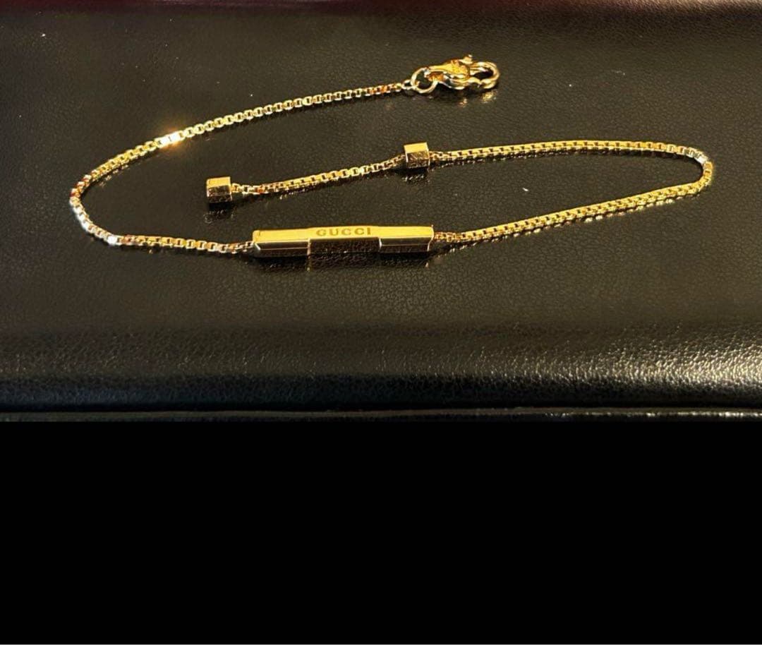〔GUCCI LINK TO LOVE〕“GUCCI”バー付き ブレスレット