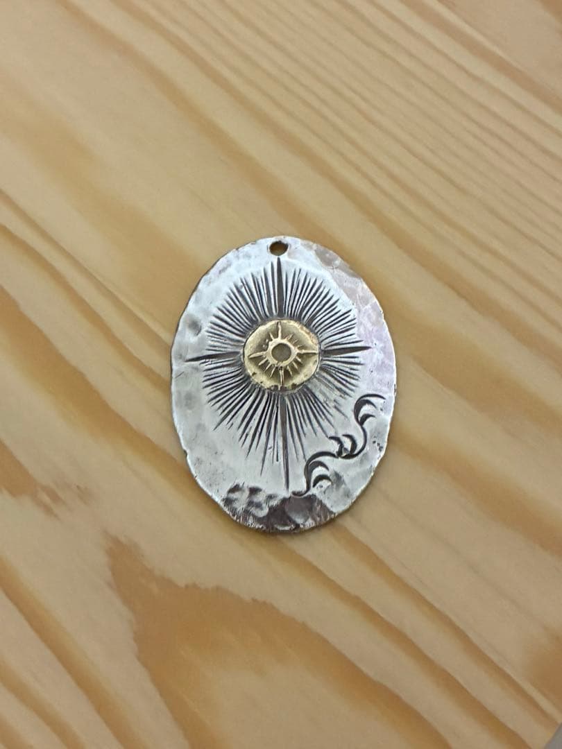 お*ち様 ARIZONA FREEDOM メタル タタキ ペンダントトップのみ