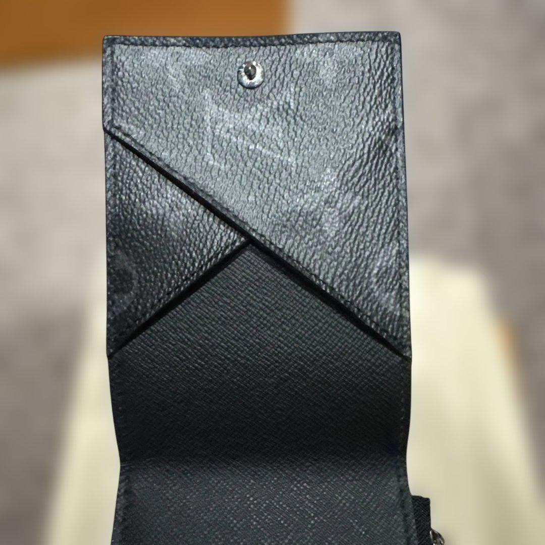 ルイヴィトン モノグラム エクリプス ハイブリッドウォレット 黒