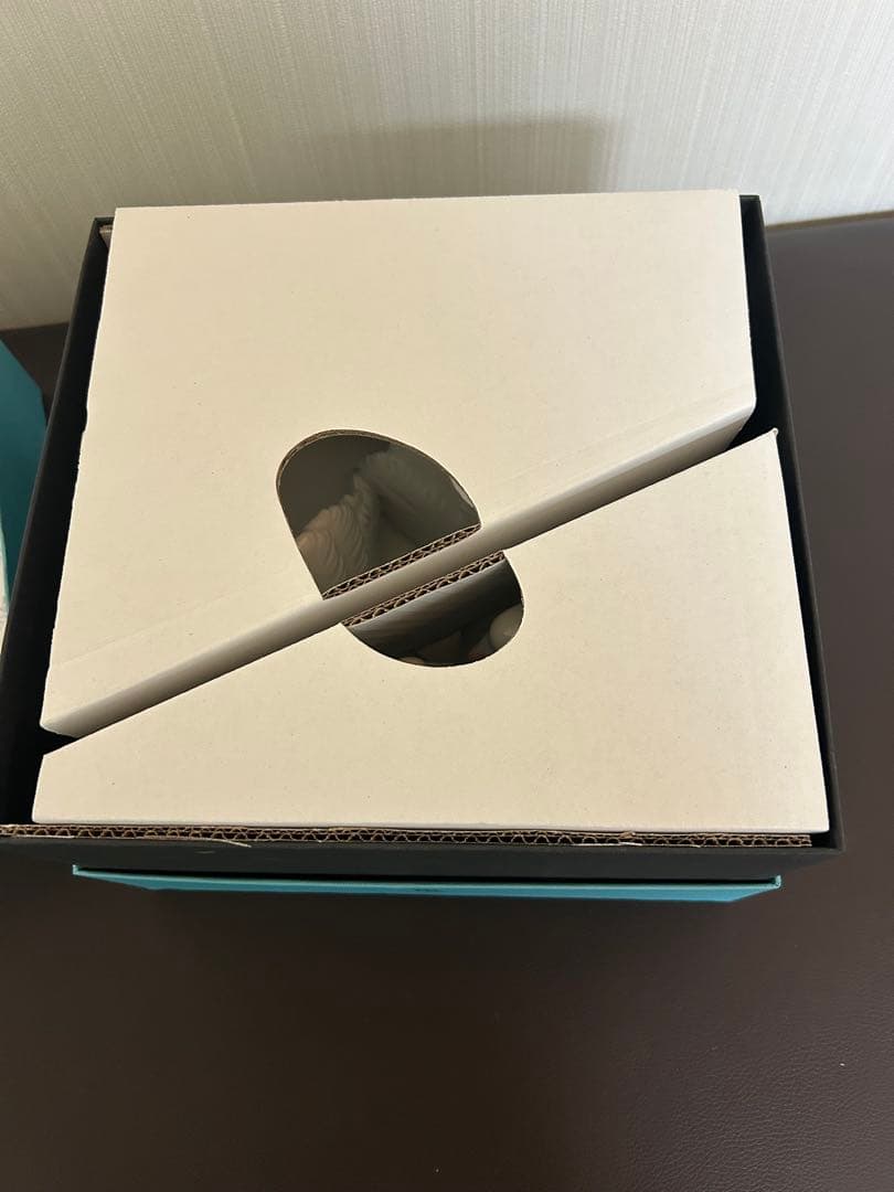 リヤドロ　鳩　(オリジナルボックス付き)