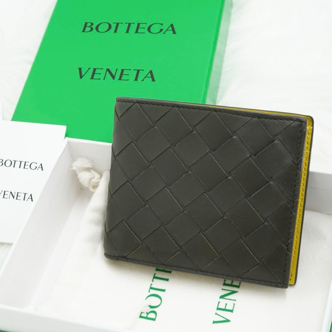 未使用品　箱付き　BOTTEGA VENETA 折り財布　イントレチャート　希少
