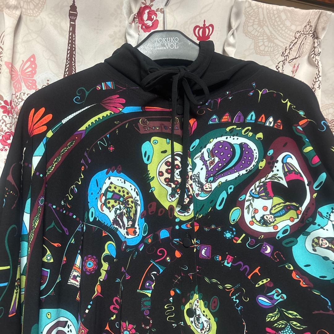 トクコプルミエヴォルのポンチョチュニック