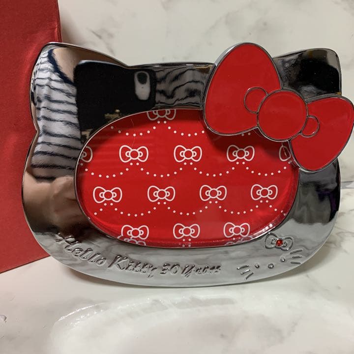 Sanrio 30周年　ハローキティ　フェイス型フォトフレーム