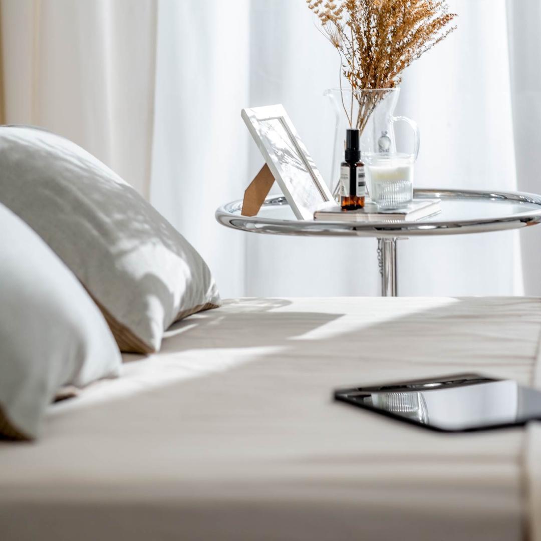 セミダブル ベッドフレー ム 単品 収納 コンセント 新品送料込 最短翌日着