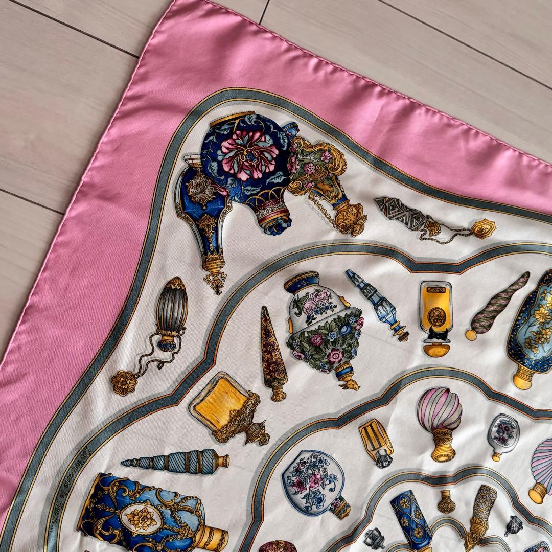 エルメス　香水瓶　スカーフ　大判　ピンク