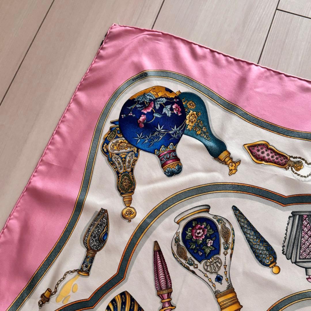 エルメス　香水瓶　スカーフ　大判　ピンク