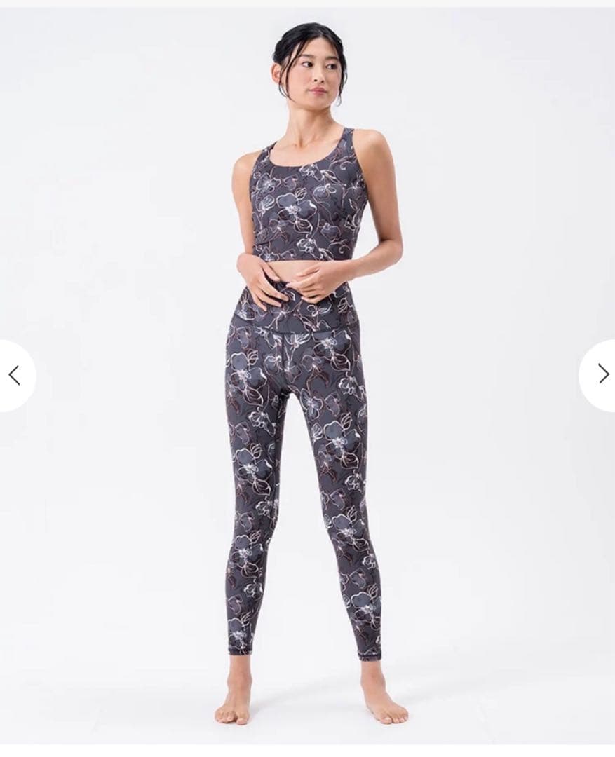 SUKALAフラワープリントヨガウェアセット ダークグレー　L size