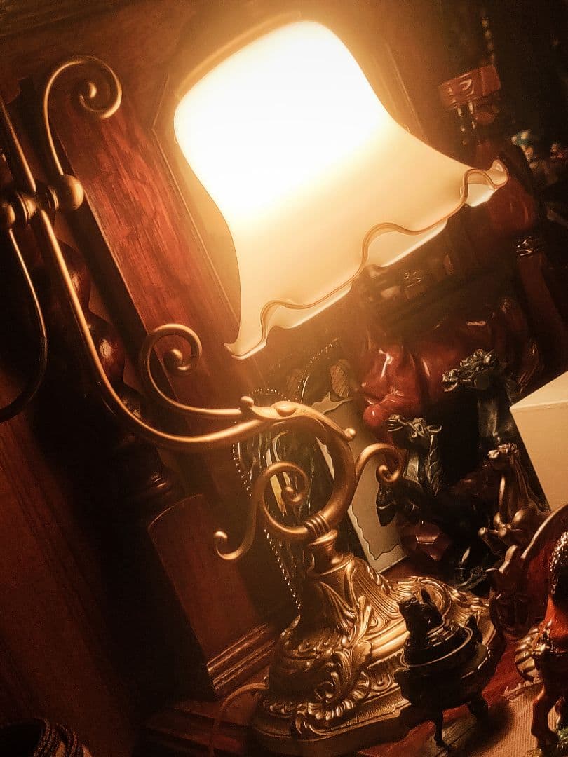 【極美品】ビンテージ　ミルクガラスシェードランプ　真鍮製　６０年代物