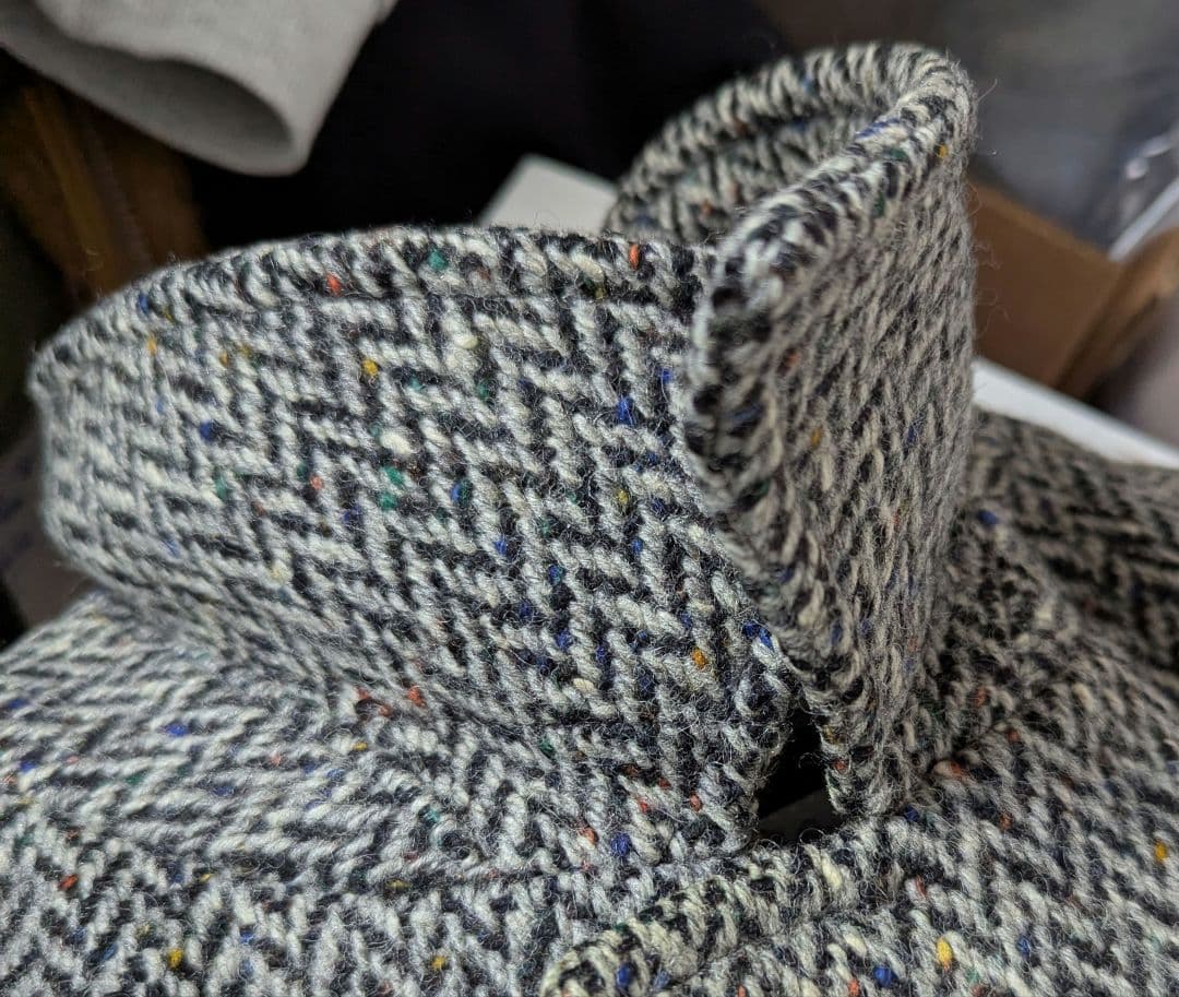 Aquascutum イングランド製　アイリッシュツイード　ステンカラーコート