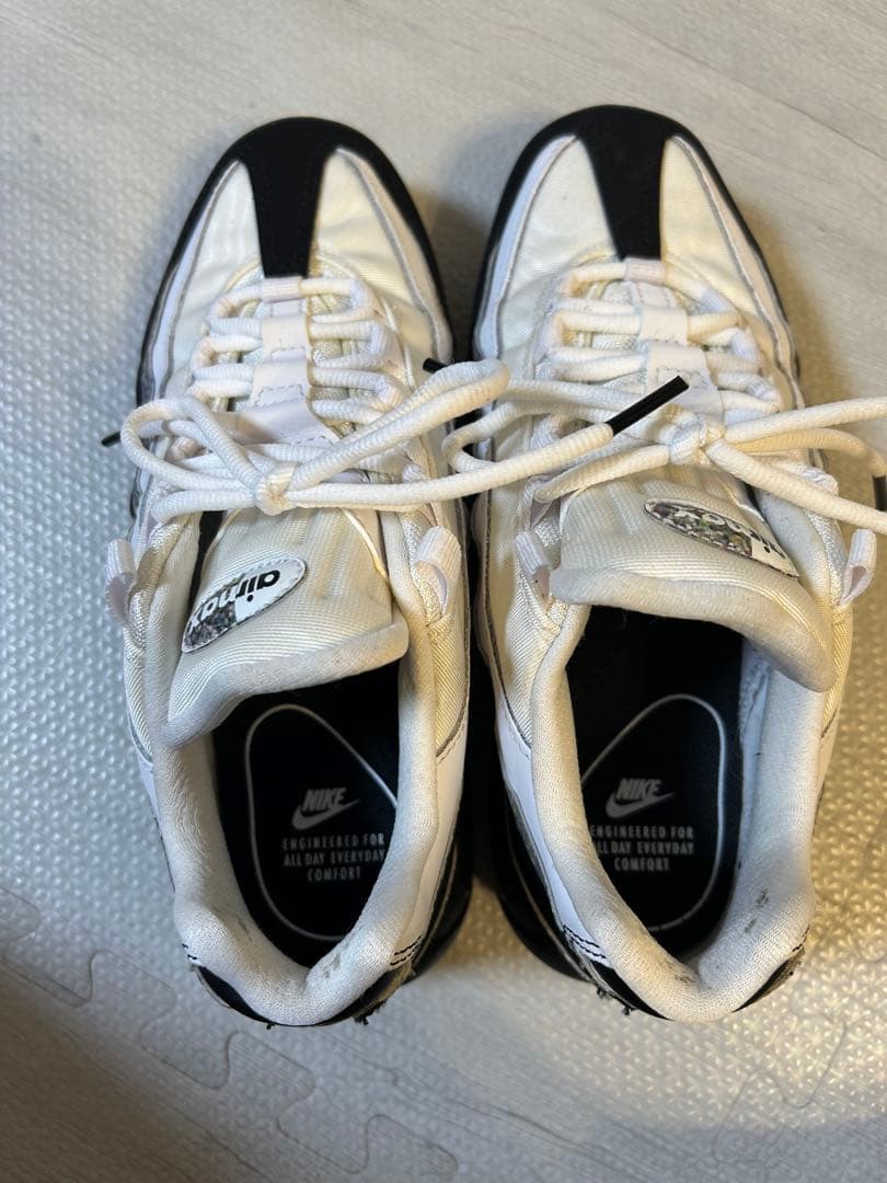 Nike Air Max 95 ホワイト/ブラック/グレーレディース