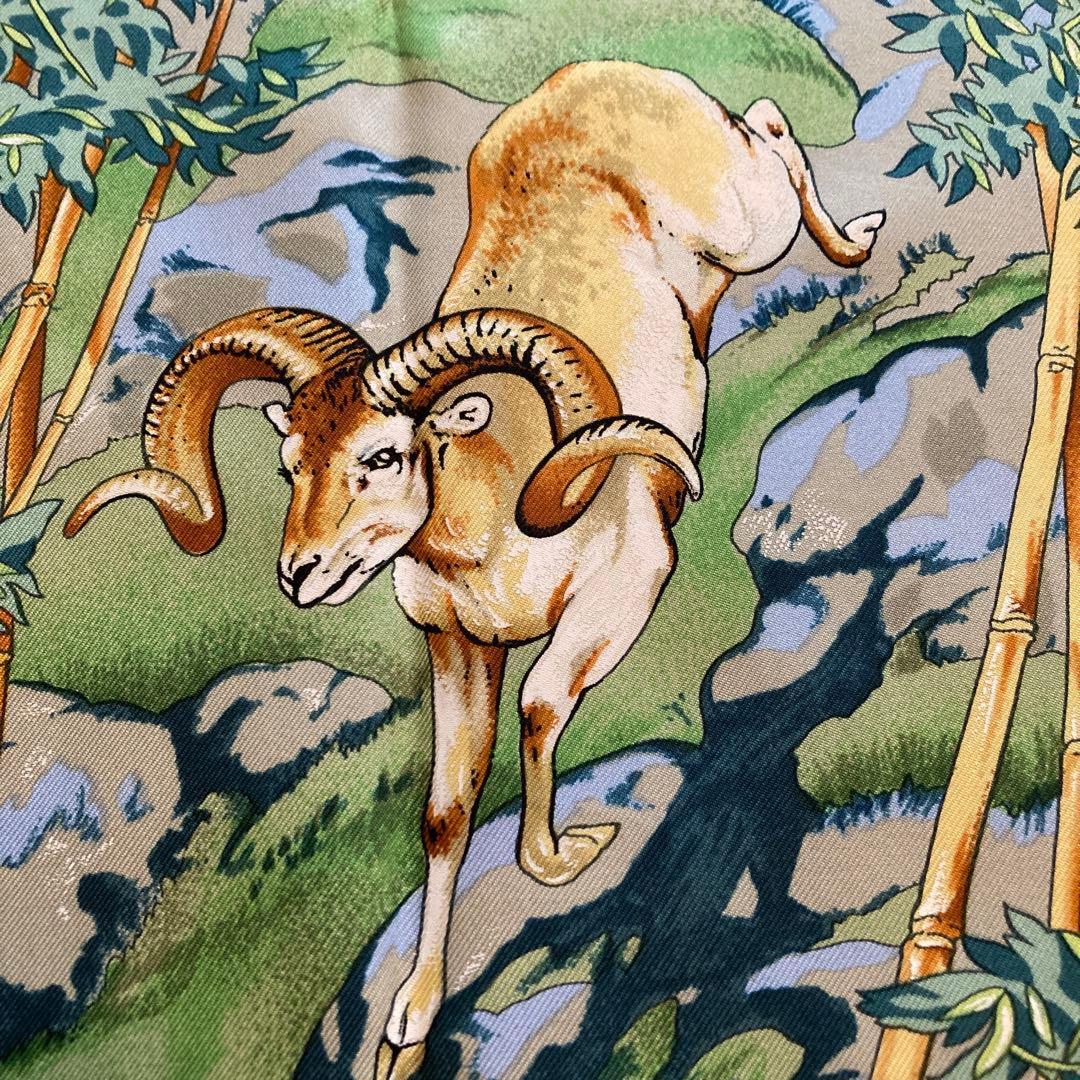 エルメスカレ９０　四川　中国に帰ってしまったパンダに想いを馳せて