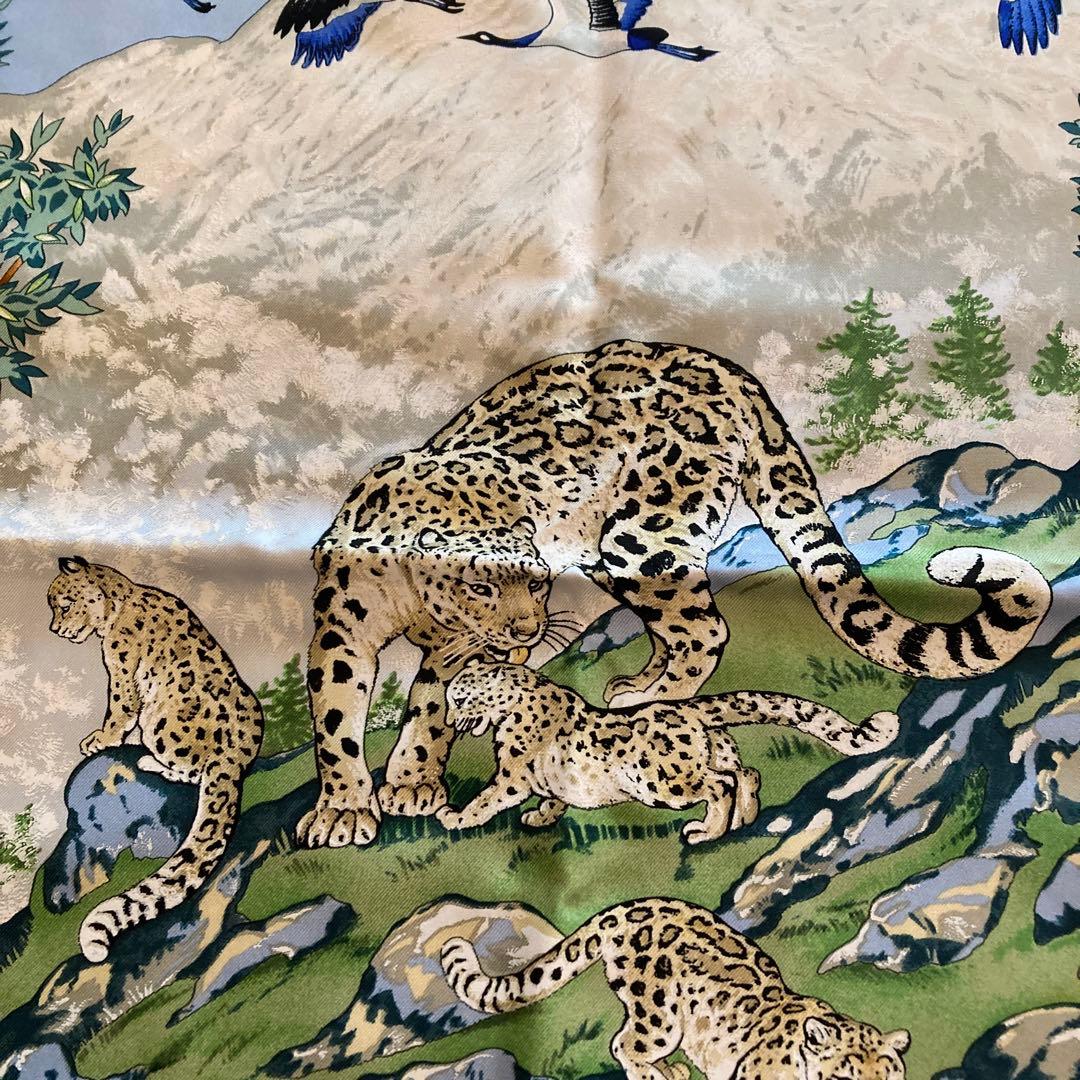 エルメスカレ９０　四川　中国に帰ってしまったパンダに想いを馳せて