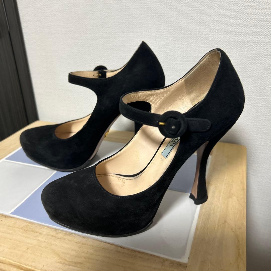 PRADA ブラックスエード　ハイヒール
