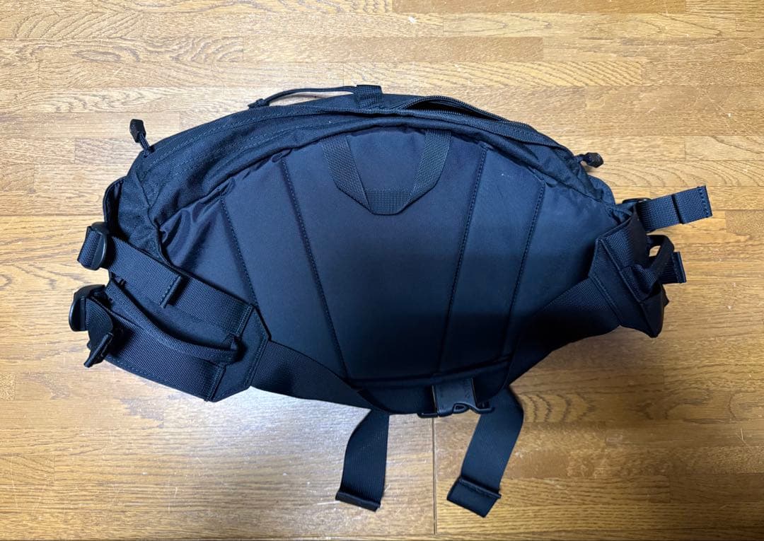 THE NORTH FACE ショルダーバッグ、ボディバッグ、ウエストポーチ